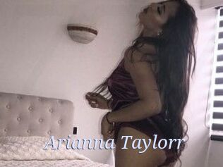 Arianna_Taylorr