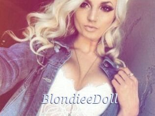 BlondieeDoll