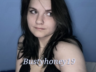 Bustyhoney19
