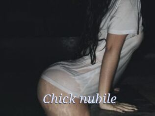 Chick_nubile