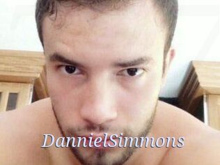 Danniel_Simmons