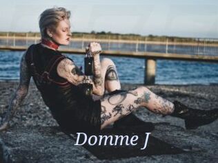 Domme_J