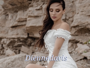 Diennedavis