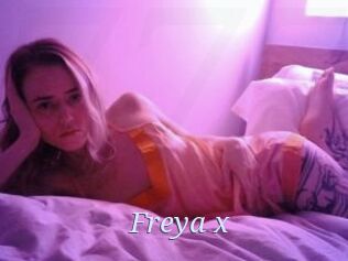 Freya_x