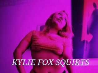KYLIE_FOX_SQUIRTS
