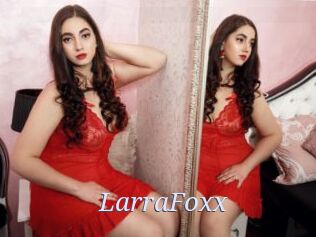 LarraFoxx