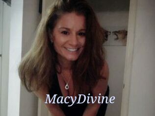 Macy_Divine