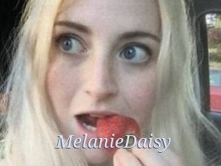 Melanie_Daisy