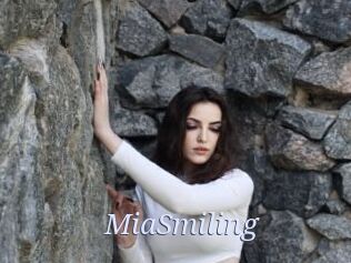 MiaSmiling