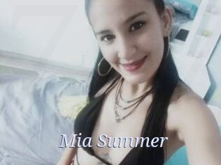 Mia_Summer