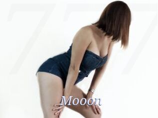 Mooon