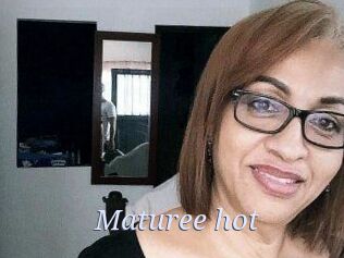 Maturee_hot