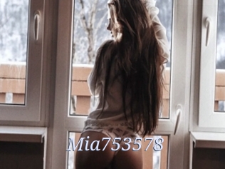 Mia753578