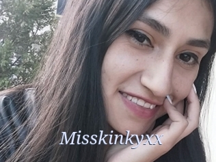 Misskinkyxx