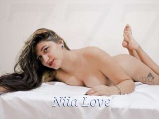 Niia_Love