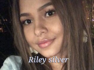 Riley_silver