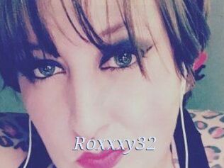 Roxxxy32
