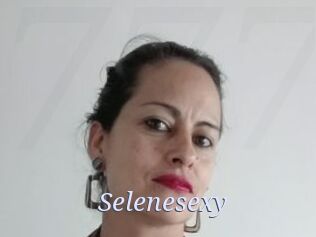 Selenesexy