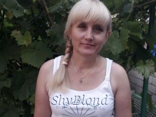 ShyBlond
