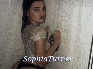 Sophia_Turner